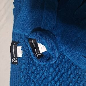 New York & Company scarf set